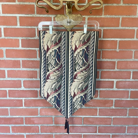 Woven Tapestry Acanthus Leaf Motif Table Runner with Tassels 70 x 14 Inches - Picture 2 of 13